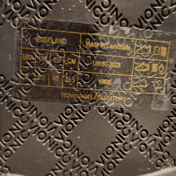 VIONIC WOMEN'S OLIVE Ankle Boots SIZE 9 WIDE. - Picture 4 of 9